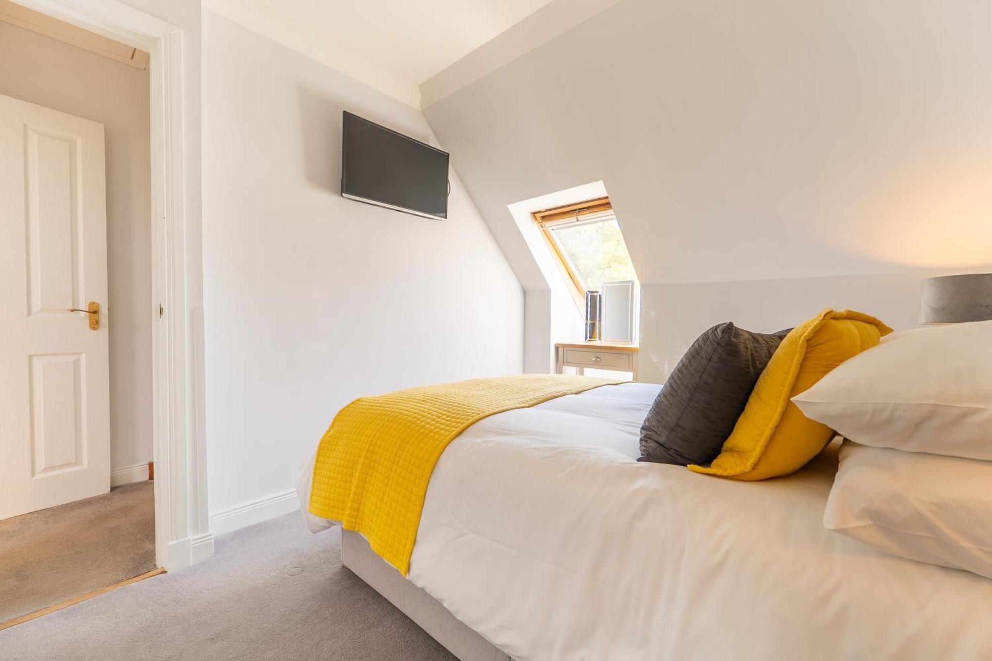 Tigh Na Drochaid, Glen Nevis - Entire Apartment Fort William Exterior foto